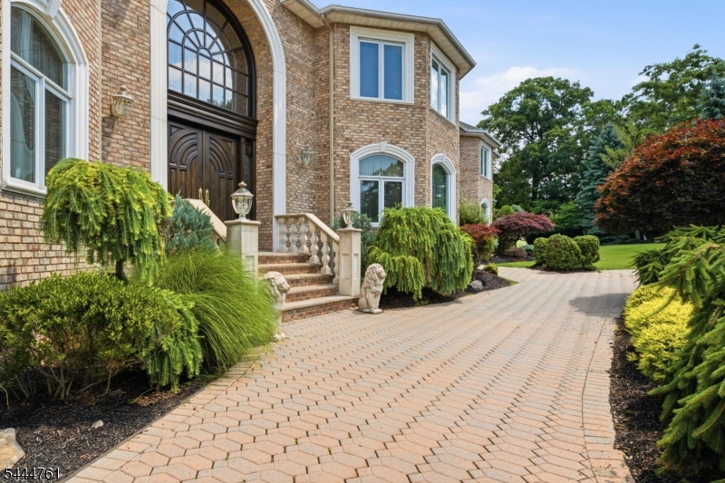 BRADFORD ESTATES - Residential