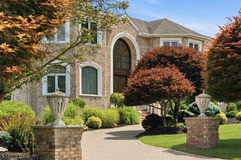 BRADFORD ESTATES - Residential