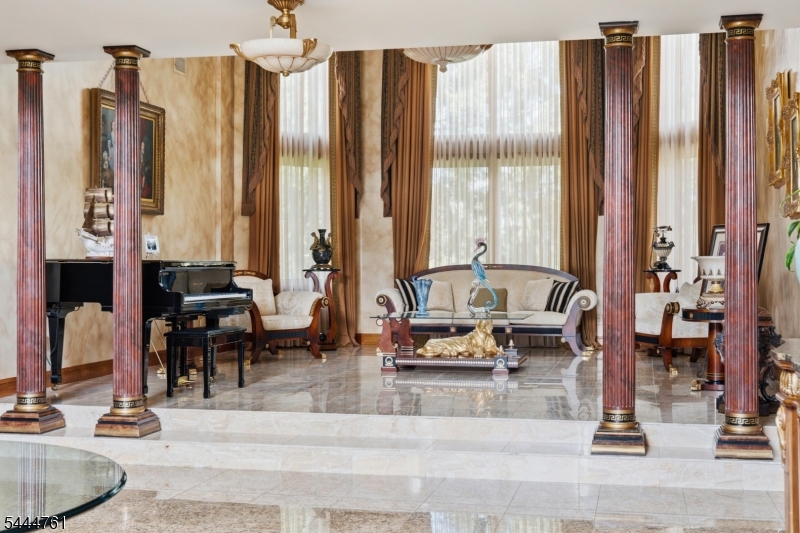 BRADFORD ESTATES - Residential