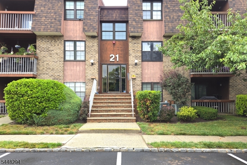 Aspen Manor - Residential