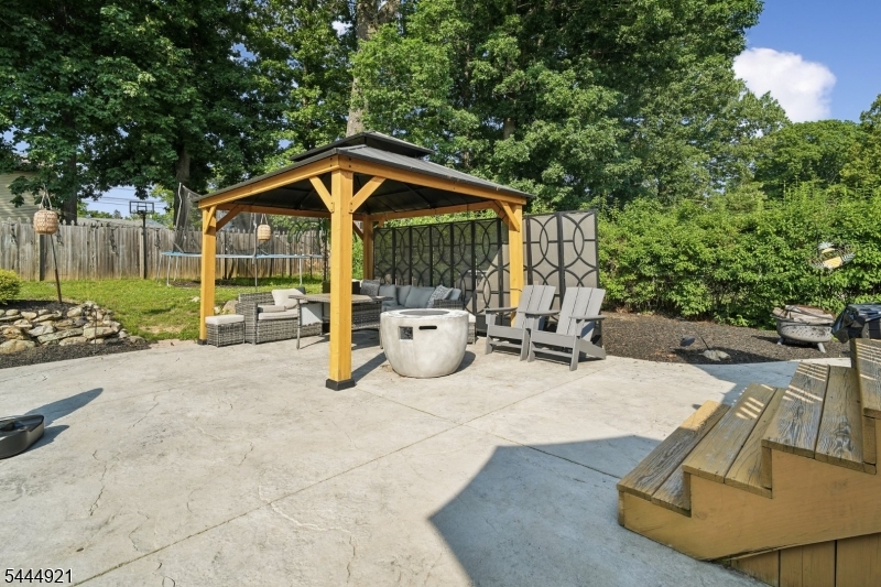 Oak Ridge - Residential