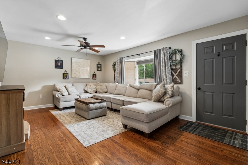 Oak Ridge - Residential