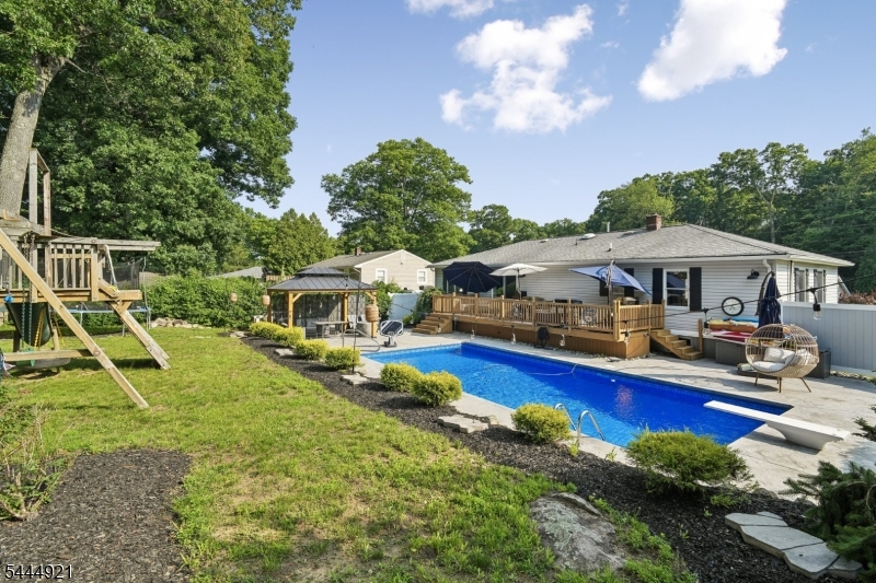Oak Ridge - Residential