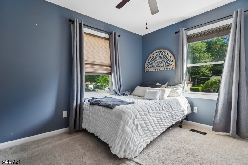 Oak Ridge - Residential