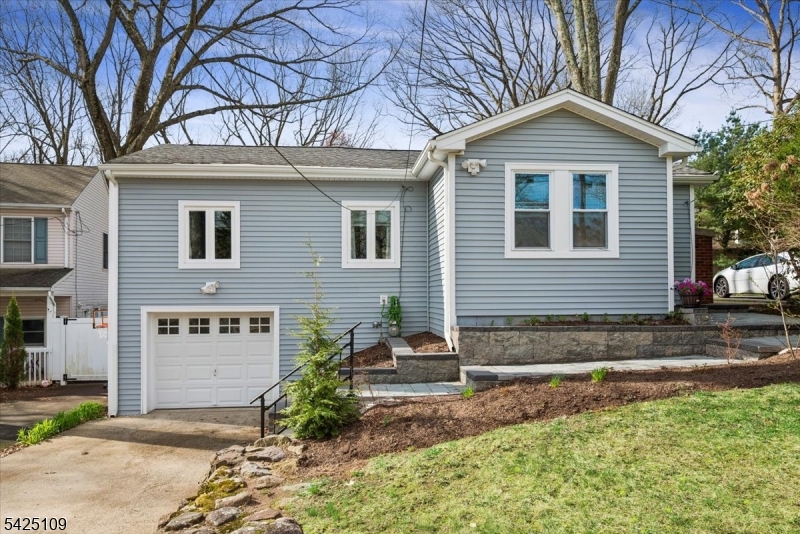 Rainbow Lakes - Residential