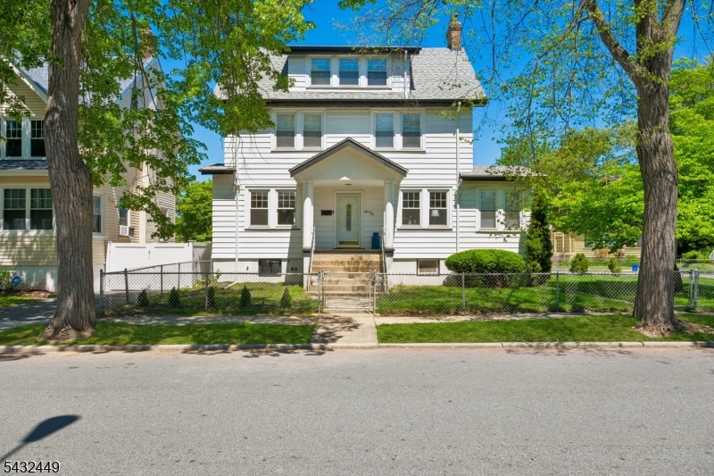 Presidential Section - Residential