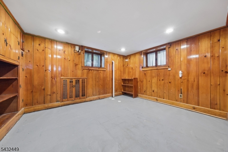 Presidential Section - Residential