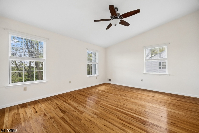Seasons Glen - Residential