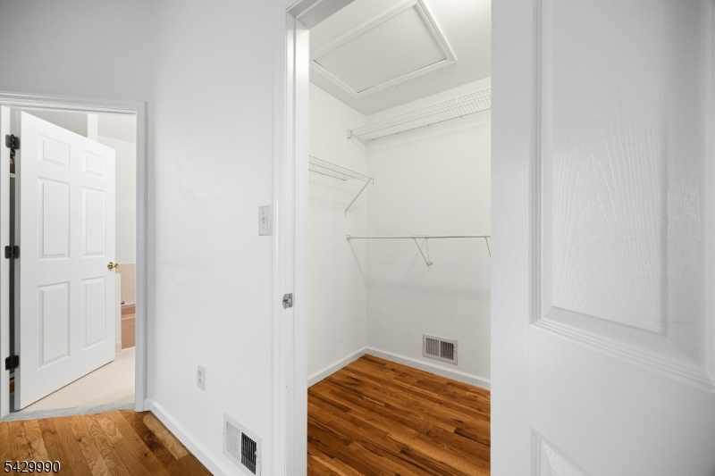 Seasons Glen - Residential