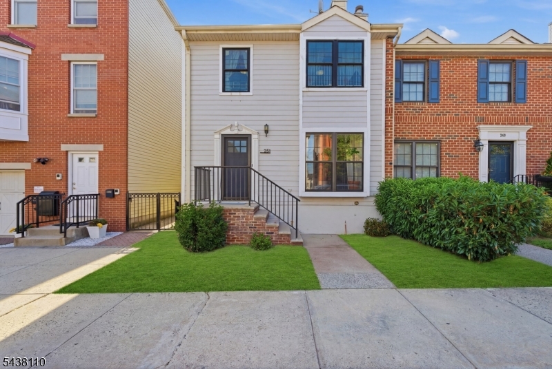 Mt. Pleasant (North Newark) - Residential
