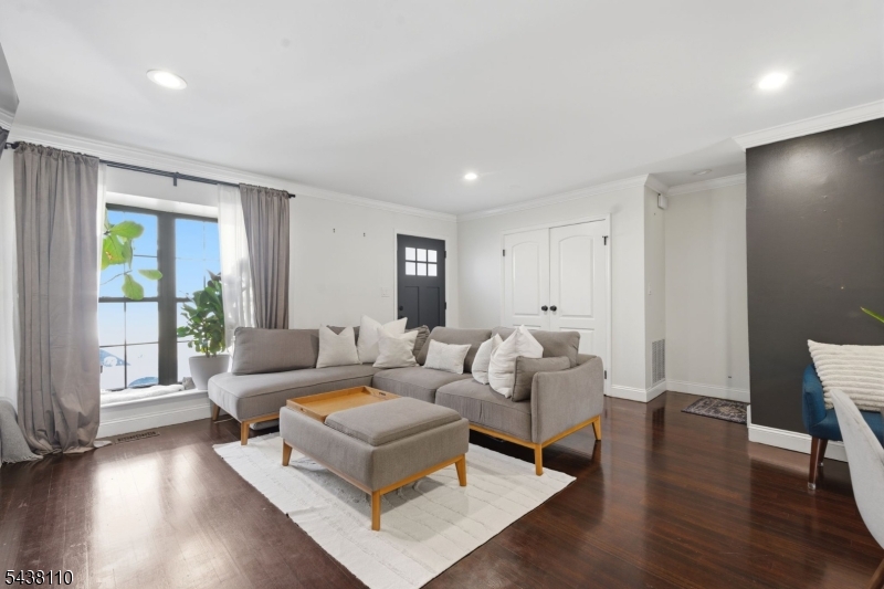 Mt. Pleasant (North Newark) - Residential
