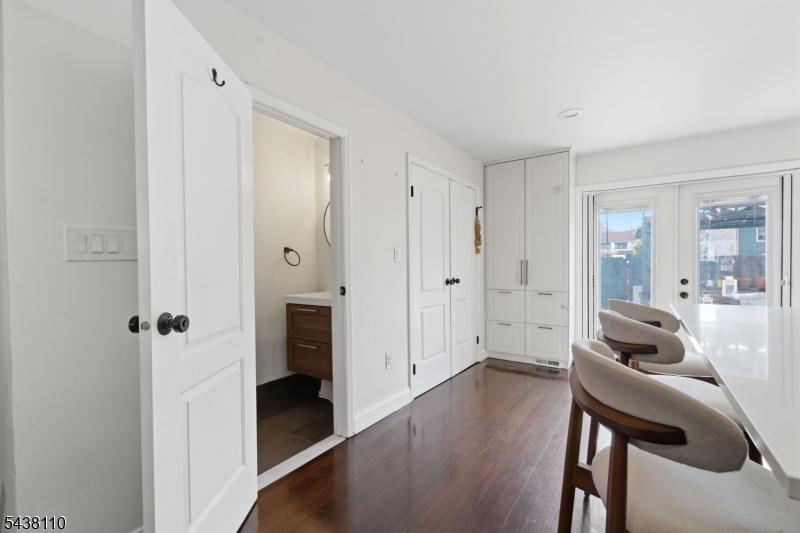 Mt. Pleasant (North Newark) - Residential
