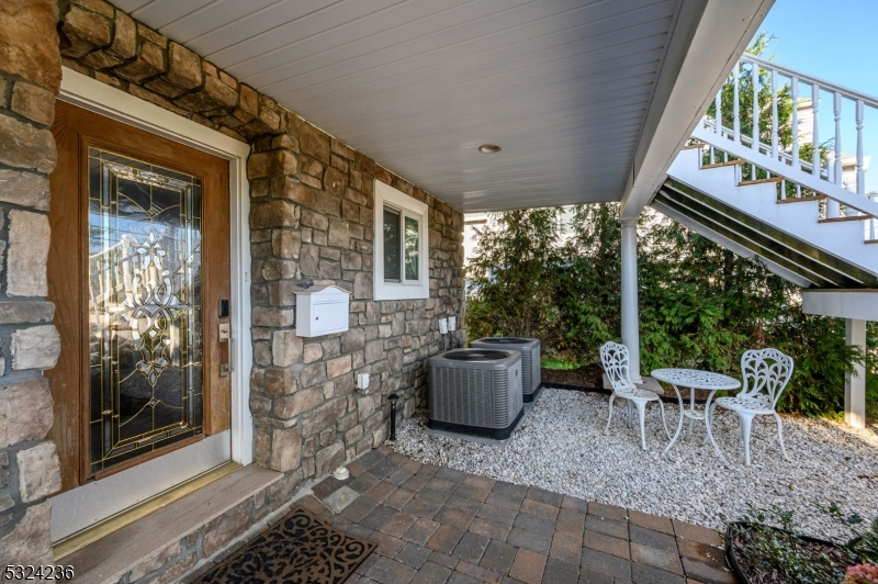 N Long Branch - Residential