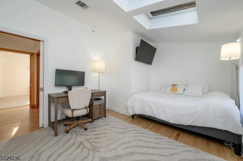 N Long Branch - Residential