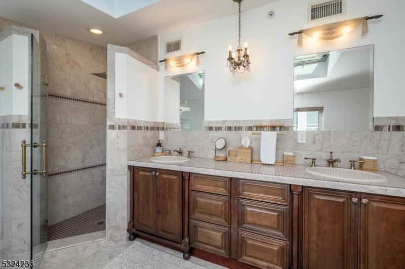 N Long Branch - Residential
