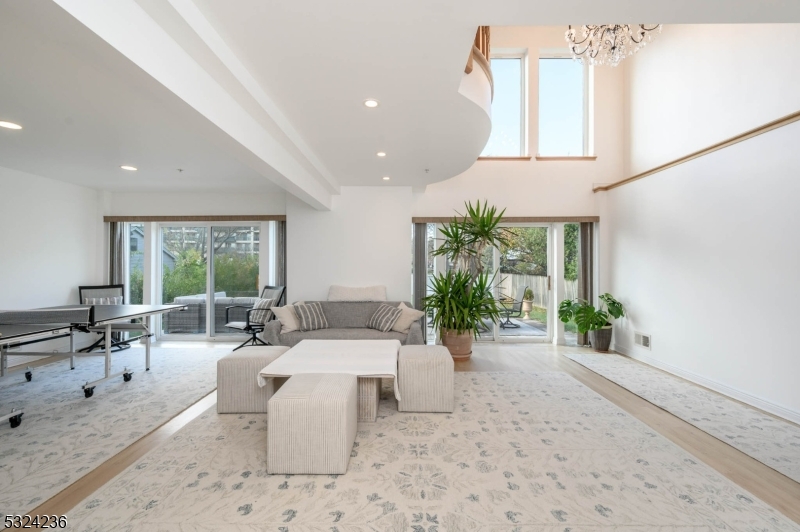 N Long Branch - Residential
