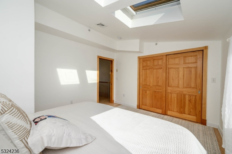 N Long Branch - Residential