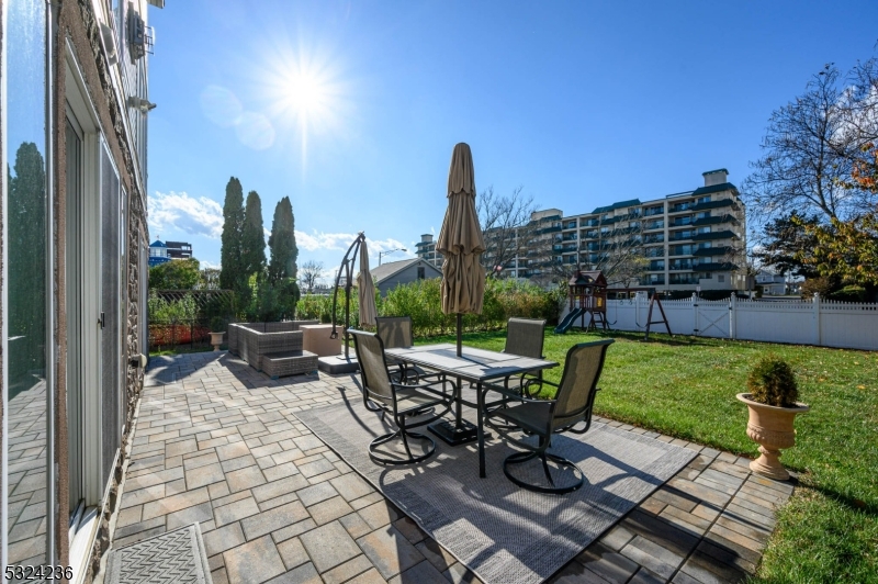 N Long Branch - Residential