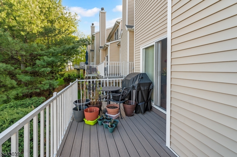 Glenmont Commons - Residential Lease