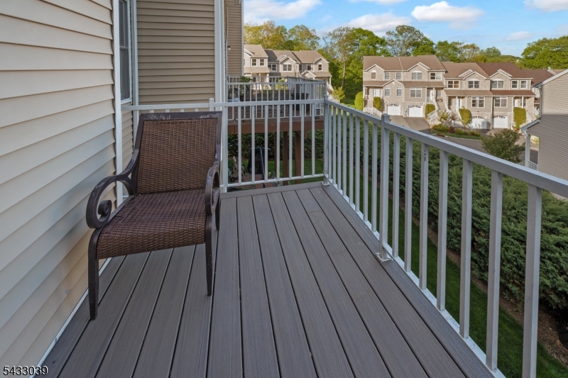 Glenmont Commons - Residential Lease
