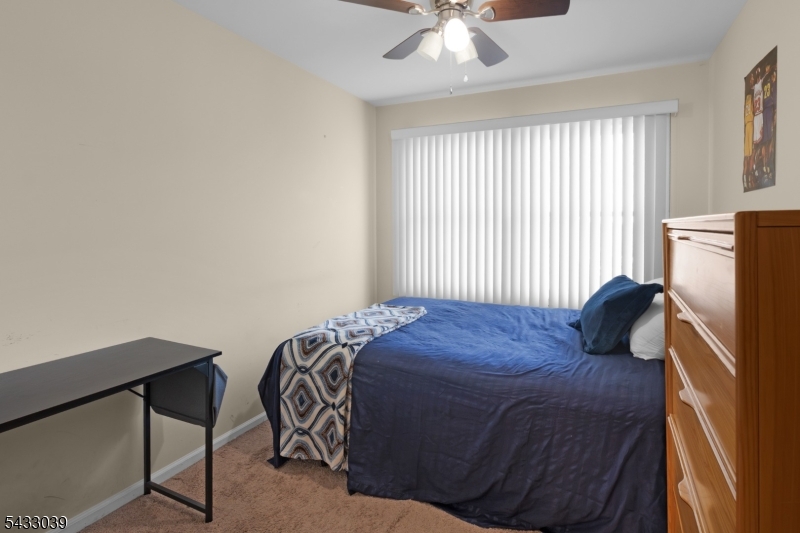 Glenmont Commons - Residential Lease