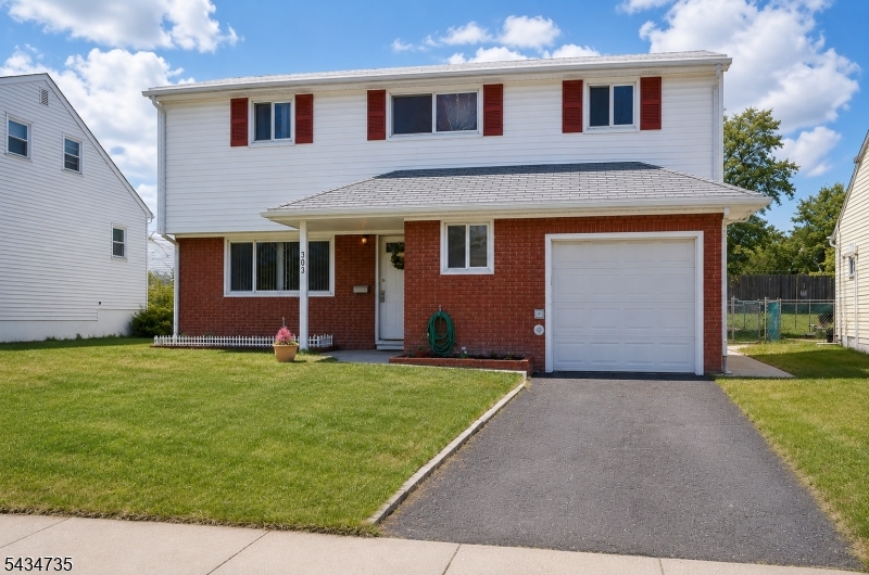 Lovely home situated on a quiet cul -de-sac in the popular town of Rahway! This spacious split level has 3 bedrooms and 2 full bathrooms. Newer items include the furnace, central air, hot water heater, roof and upgraded electric. This is a must see home!