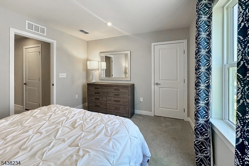 Mansfield Meadows - Residential Lease