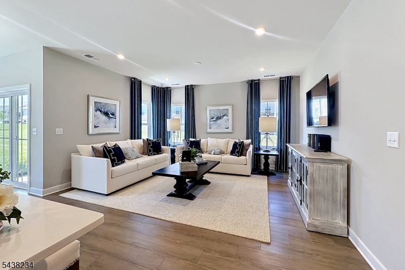 Mansfield Meadows - Residential Lease