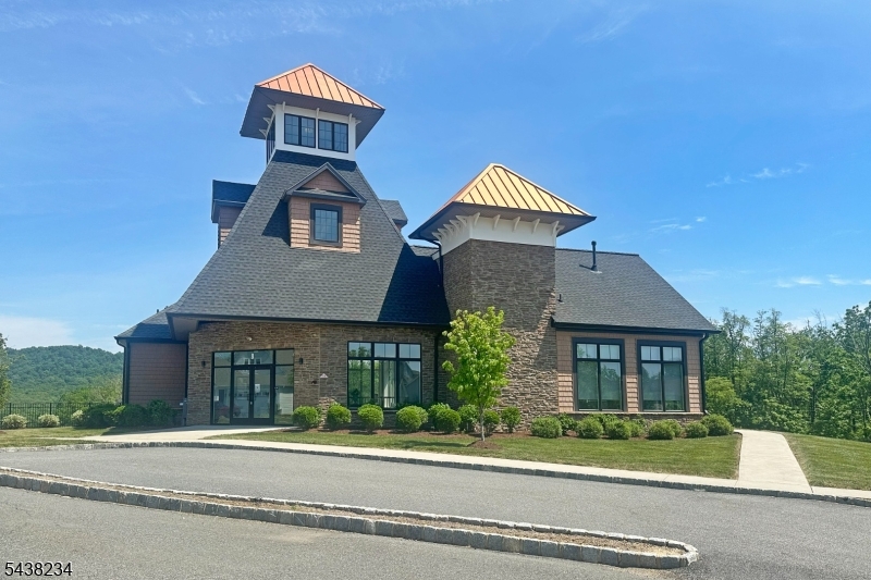 Mansfield Meadows - Residential Lease