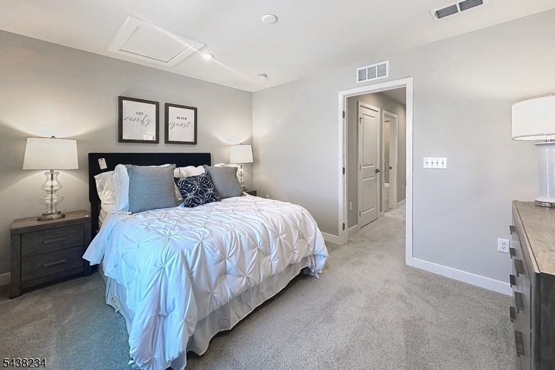 Mansfield Meadows - Residential Lease