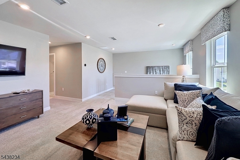Mansfield Meadows - Residential Lease