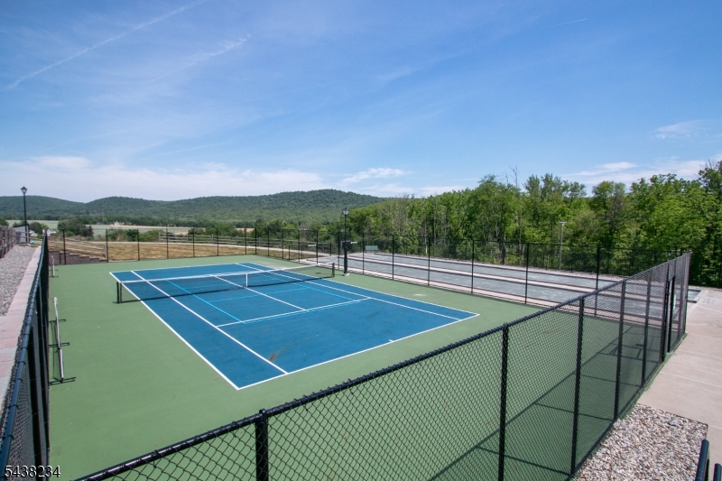 Mansfield Meadows - Residential Lease