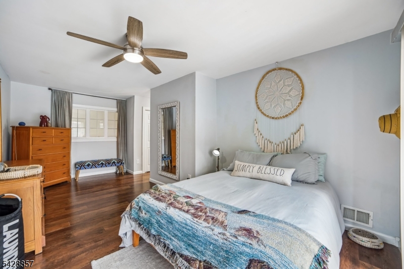 Overlook Village - Residential Lease