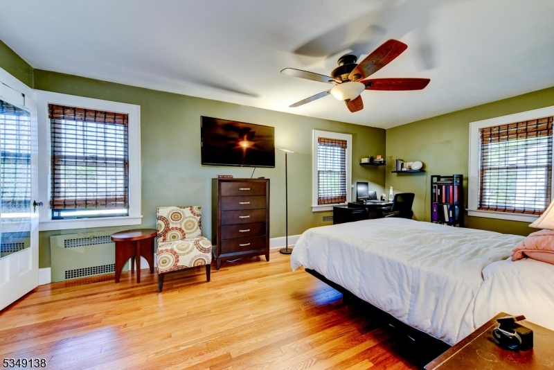 Fairlawn Manor - Residential
