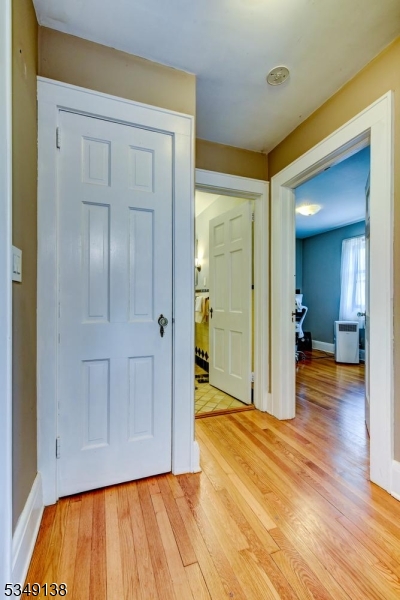 Fairlawn Manor - Residential