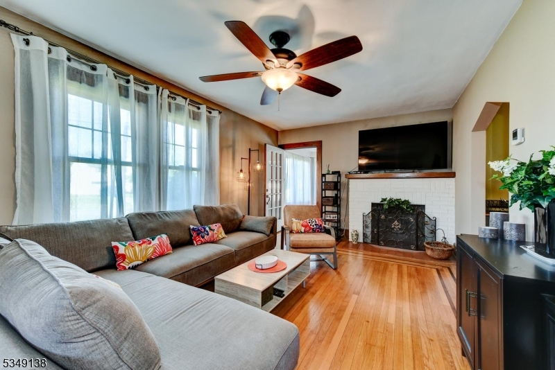 Fairlawn Manor - Residential