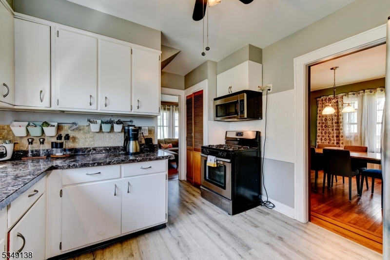 Fairlawn Manor - Residential