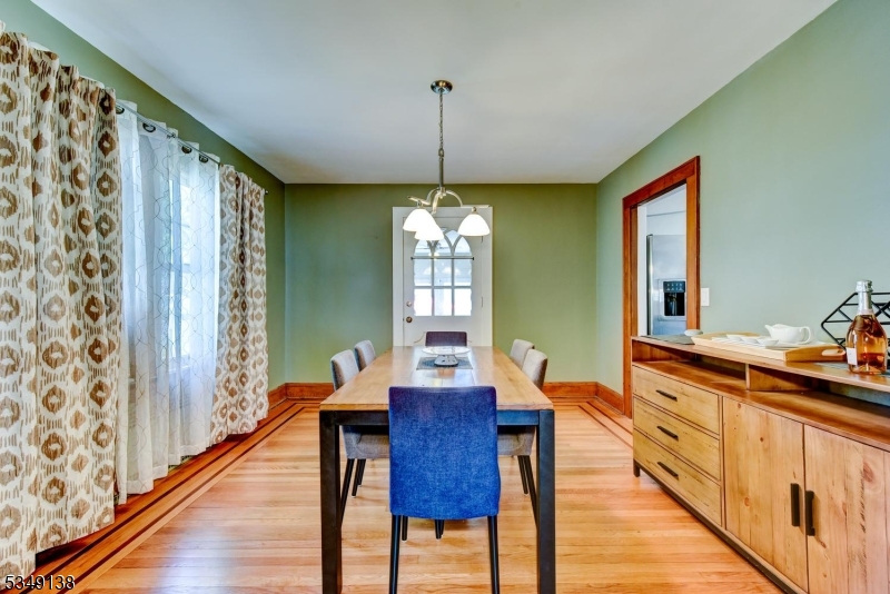 Fairlawn Manor - Residential