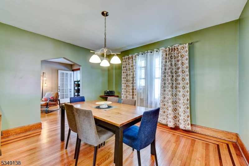 Fairlawn Manor - Residential