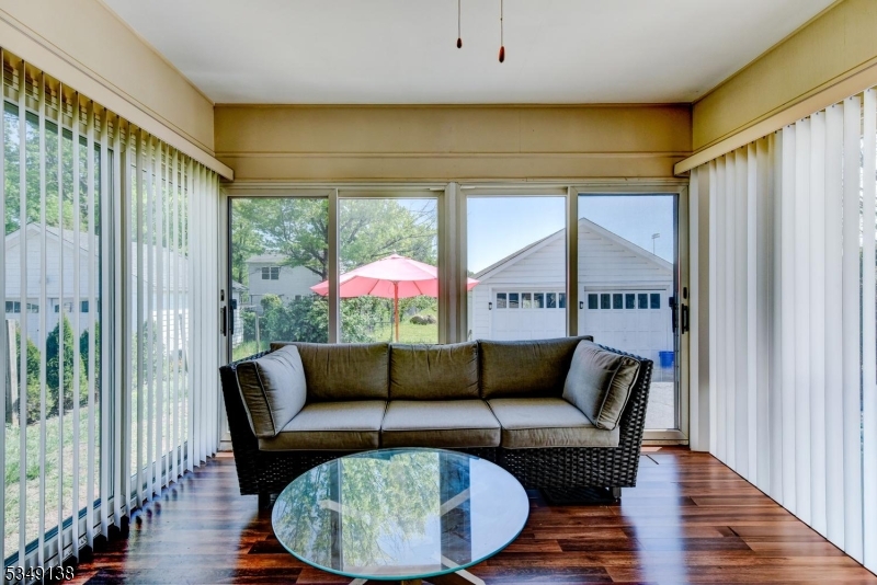 Fairlawn Manor - Residential