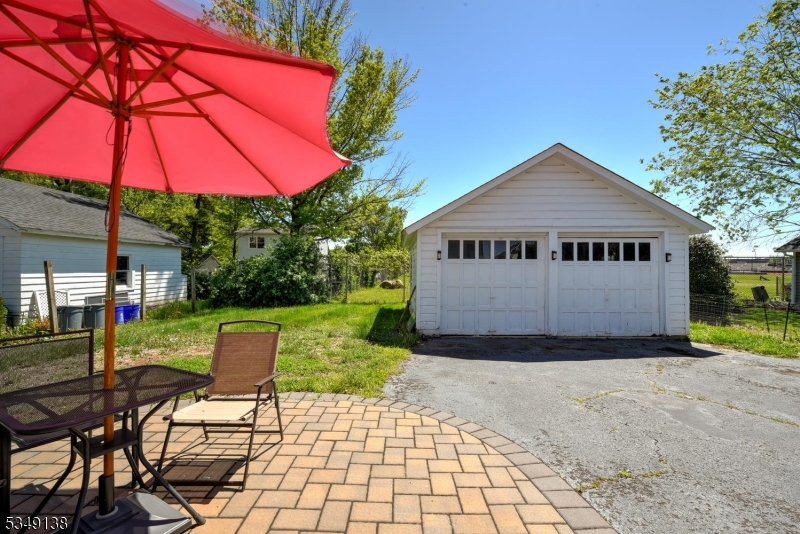 Fairlawn Manor - Residential