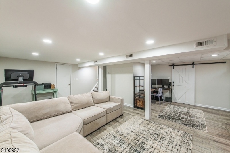 Oak Ridge - Residential