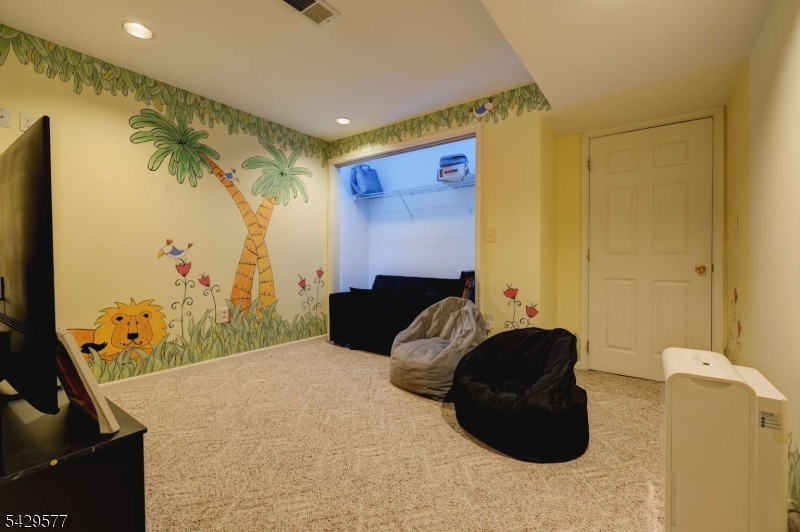 Hamilton Woods - Residential
