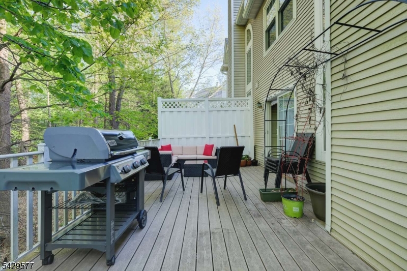 Hamilton Woods - Residential