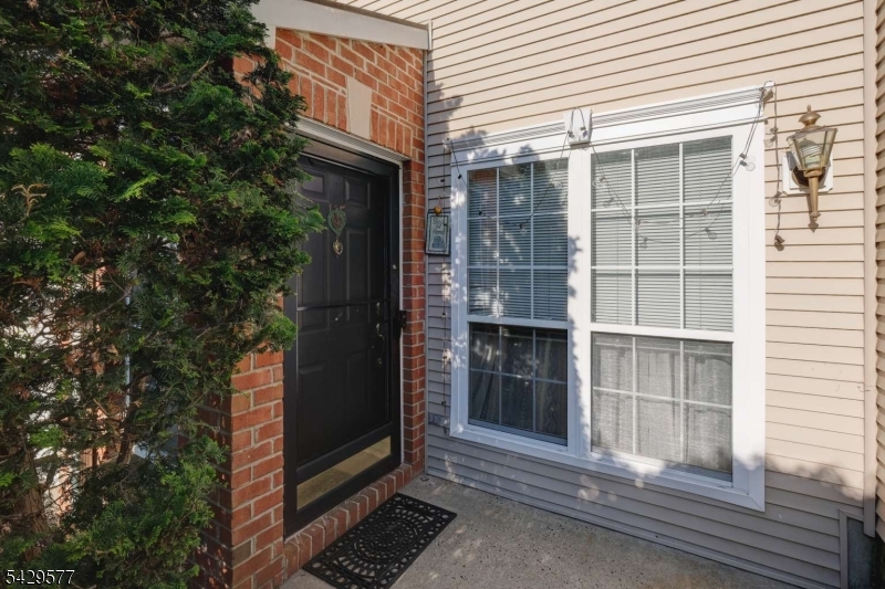 Hamilton Woods - Residential