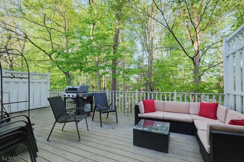 Hamilton Woods - Residential
