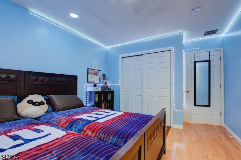 Hamilton Woods - Residential