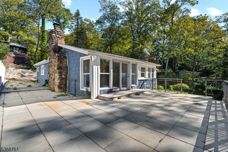 Shady Lake - Residential