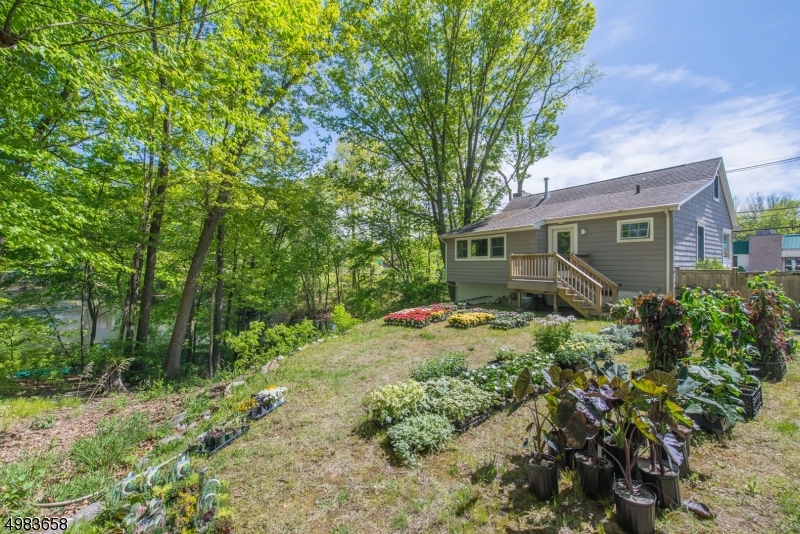 Lake Arrowhead - Commercial Sale