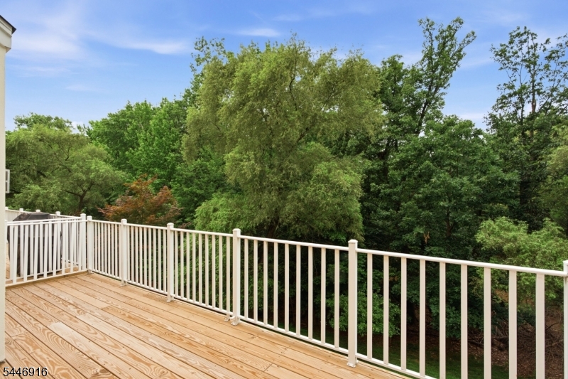Lakeside - Residential